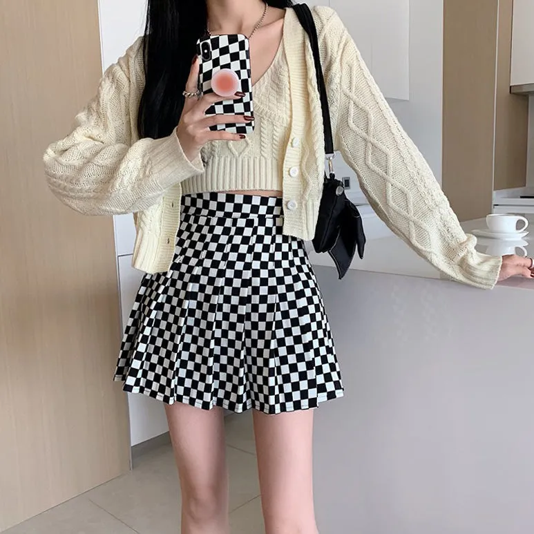 Checkered Print Pleated Skirt