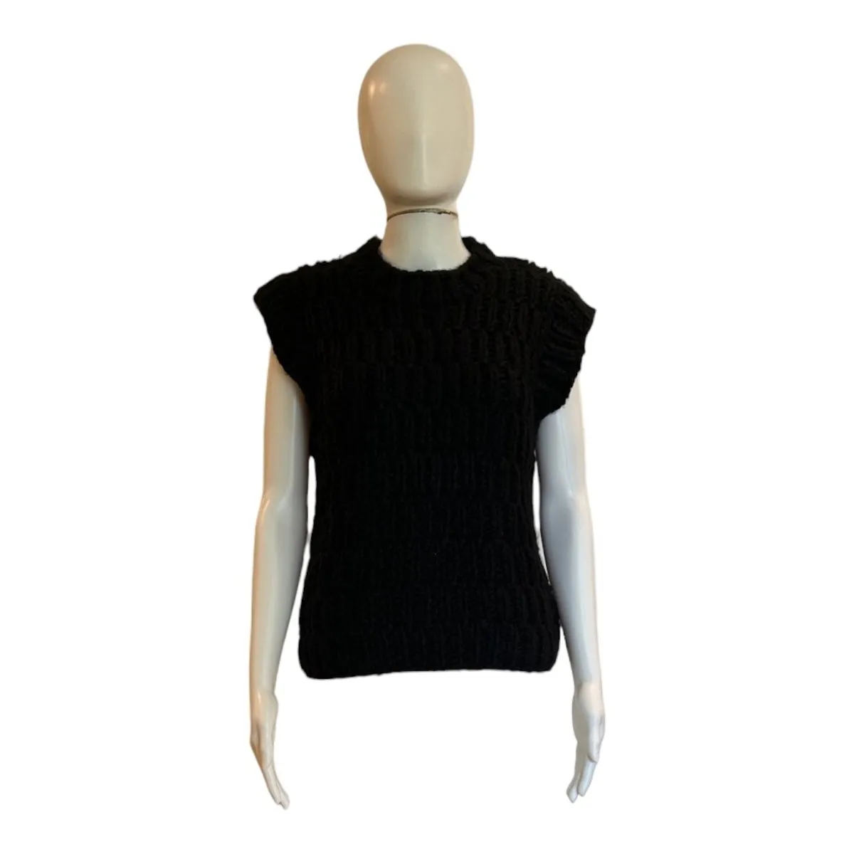 Chunky Knit Sweater Vest | Black