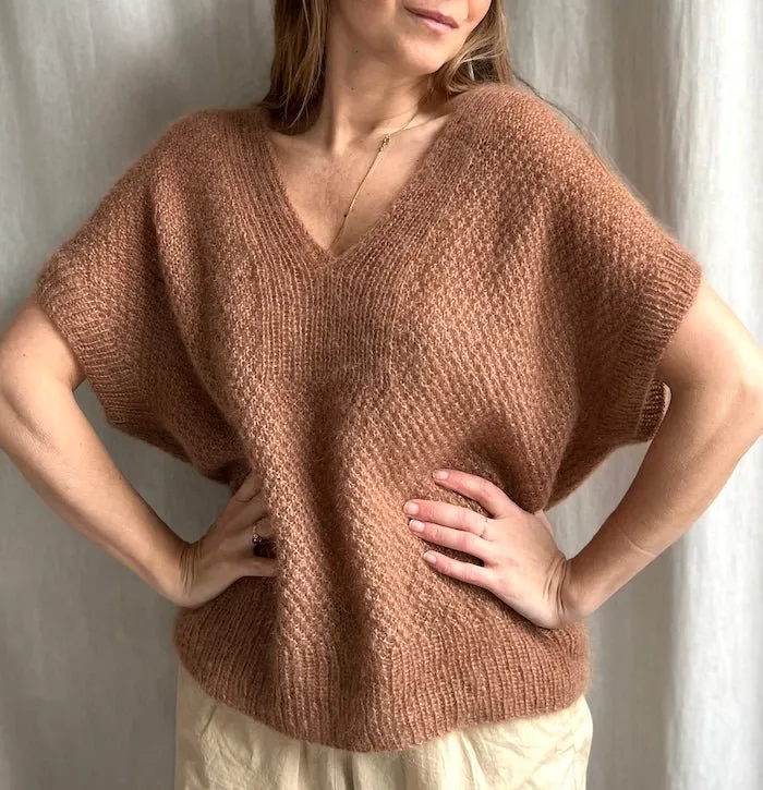 Fungus Slipover V-neck by Refined Knitwear, knitting pattern (UK, DE)