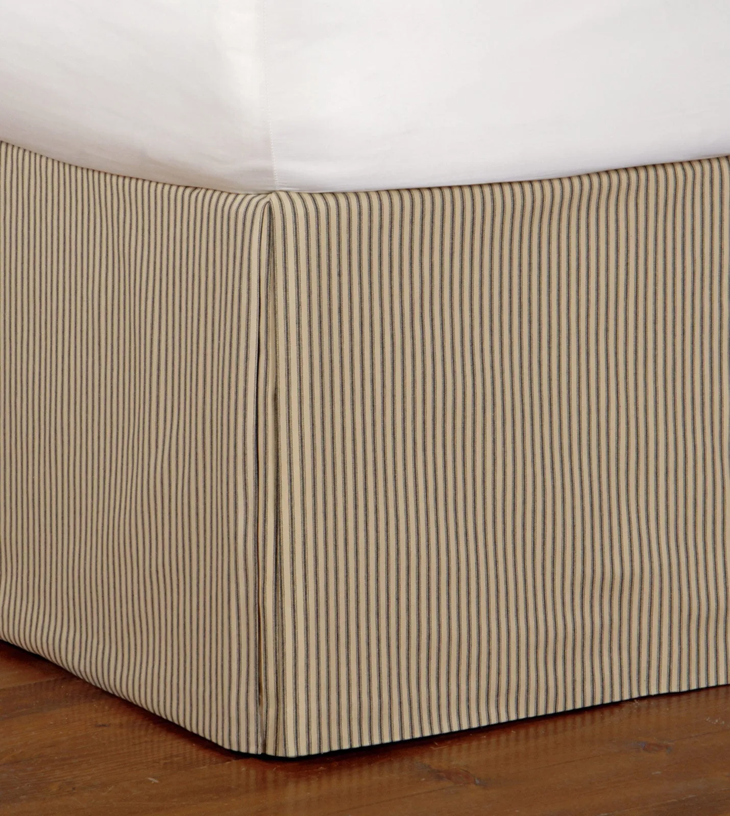 Heirloom Pleated Bed Skirt in Pepper