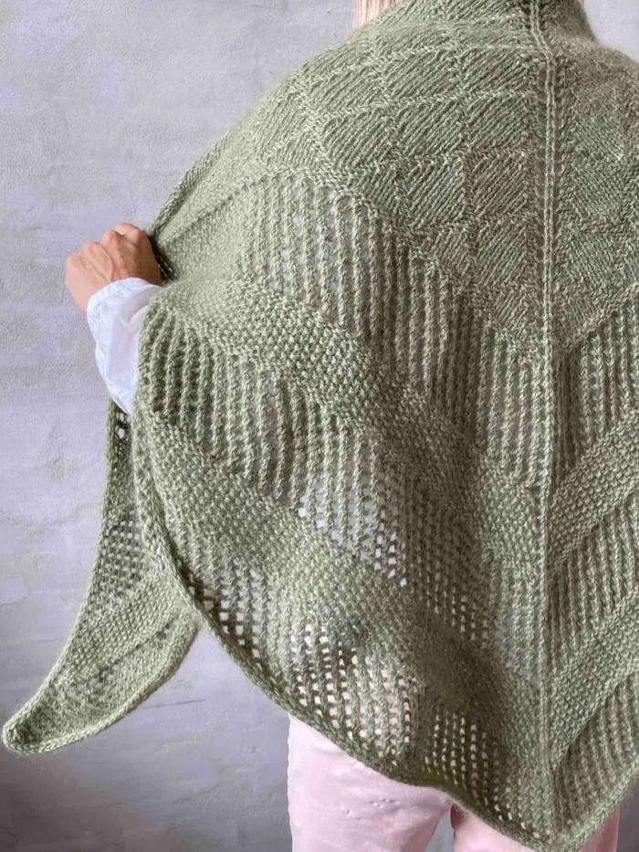 Marehalm shawl by Önling, No 20   Silk mohair knitting kit