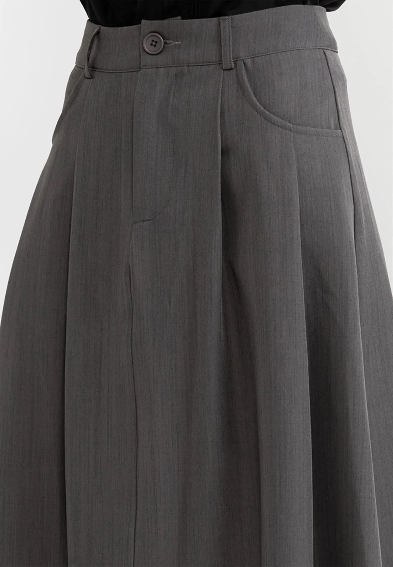 Pleated Maxi Pocket Skirt