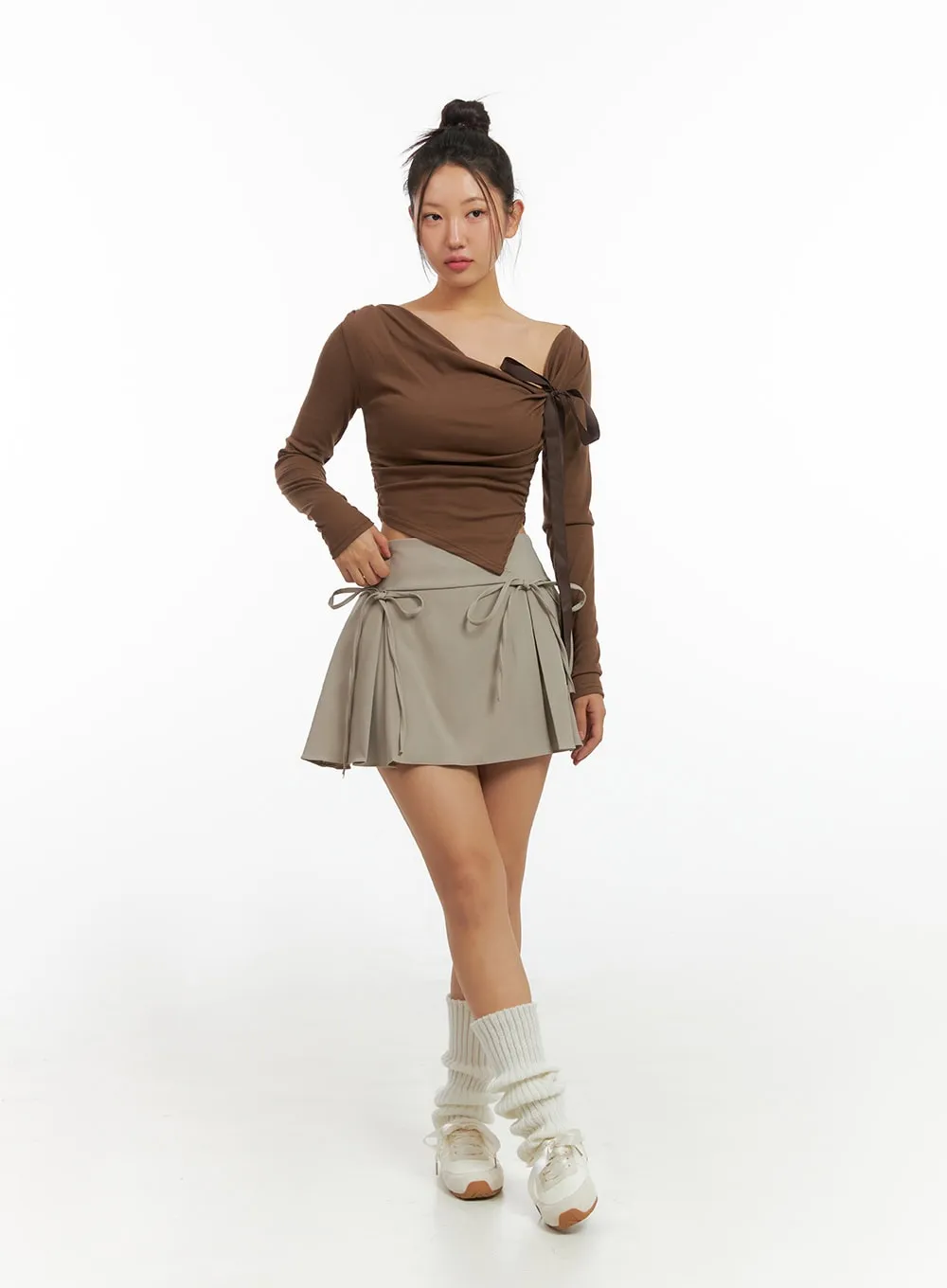 Ribbon Pleated Mini Skirt IS402