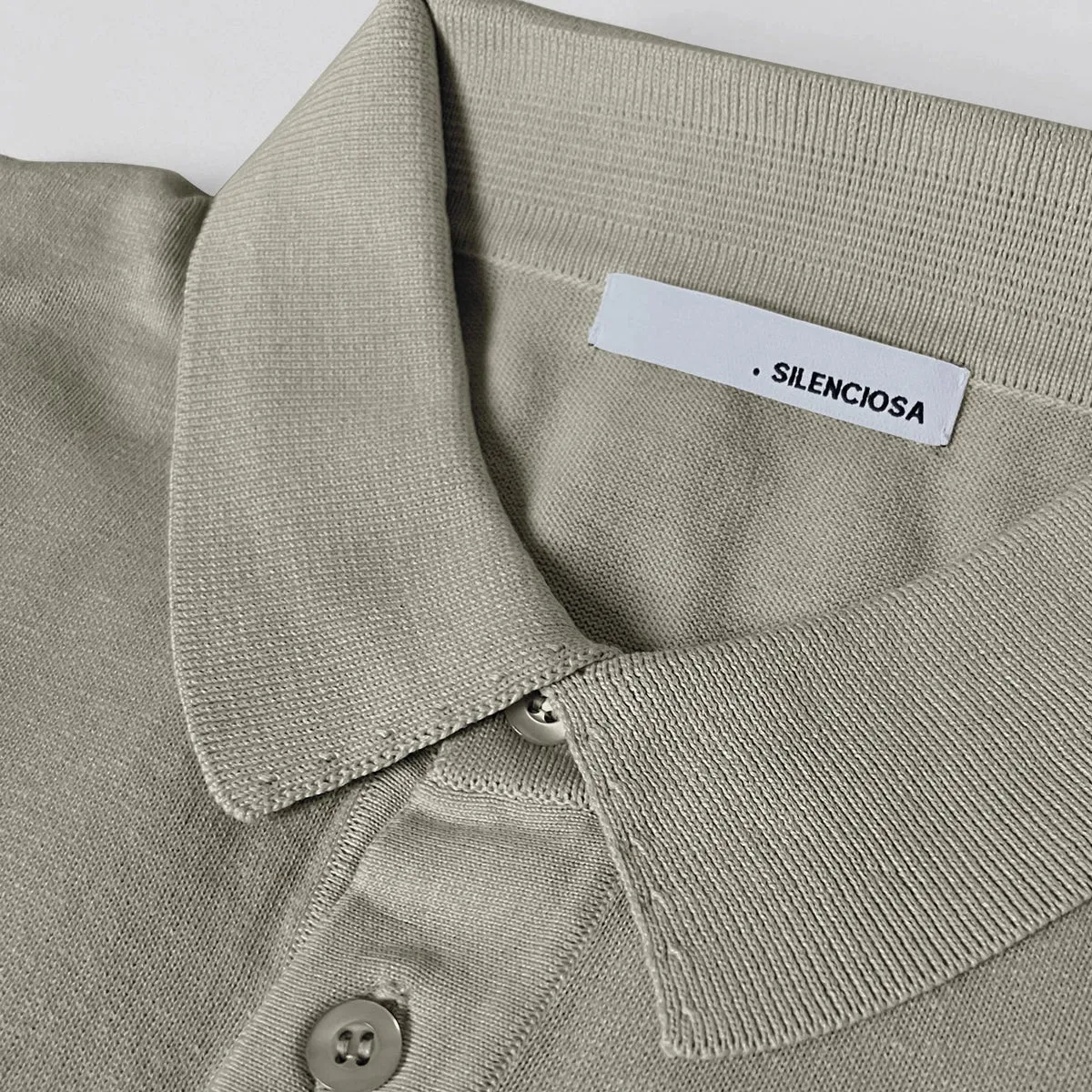 SILENCIOSA Light Polo - Khaki