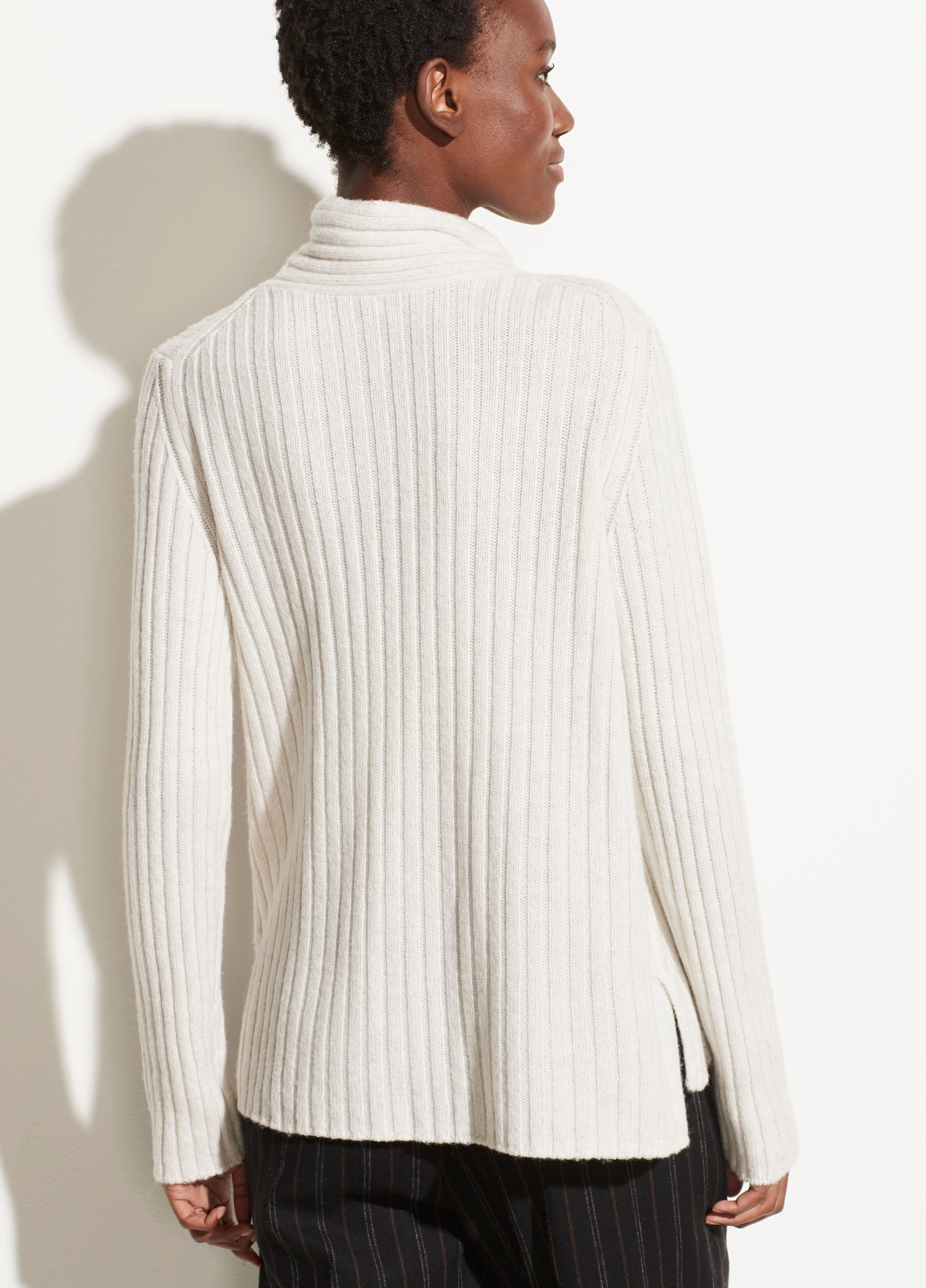 Twist Neck Turtleneck in Heather White